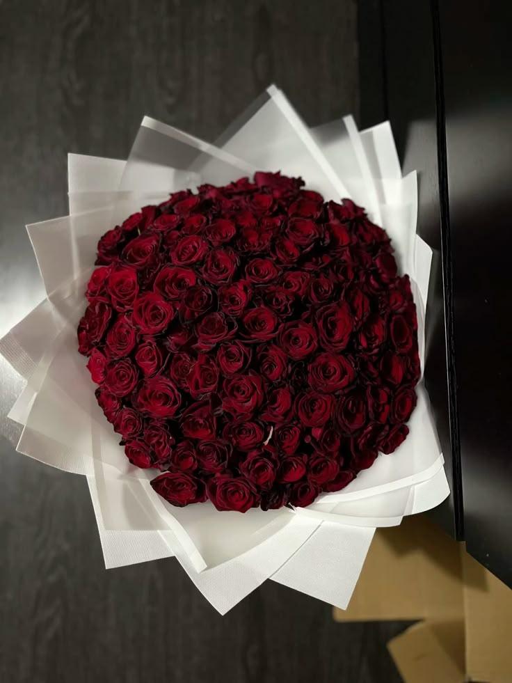 Corporate meeting room with carefully timed floral arrangements that maintain elegance throughout business hours